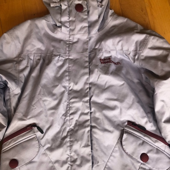 Snowboard / Ski Jacket - Picture 6 of 6